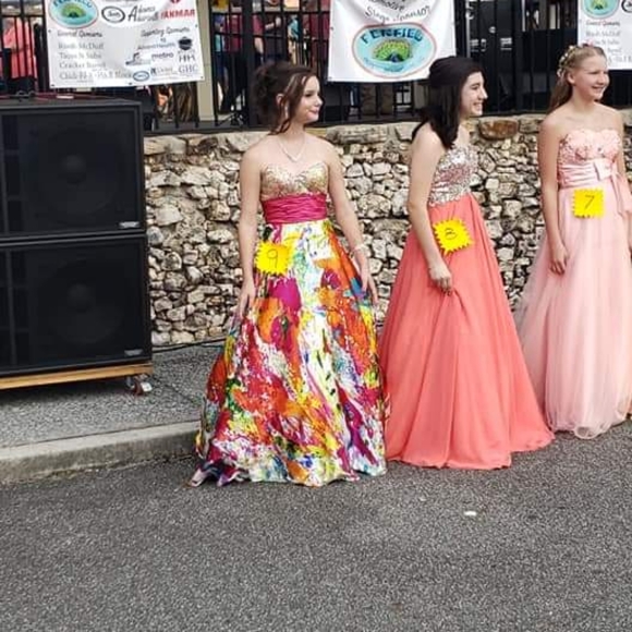 Prom Dress - Picture 5 of 5